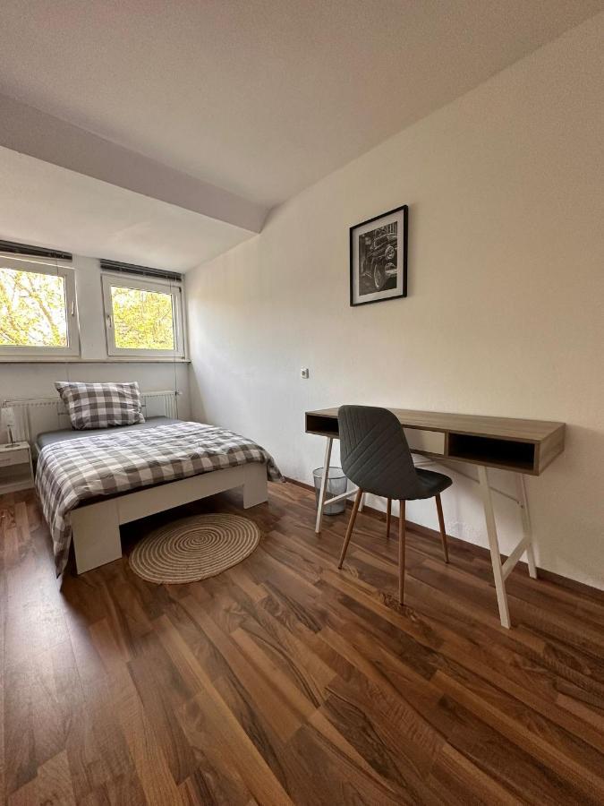 Zimmer Im Zentrum - In Der Naehe Zum Hauptbahnhof Paderborn Exteriör bild